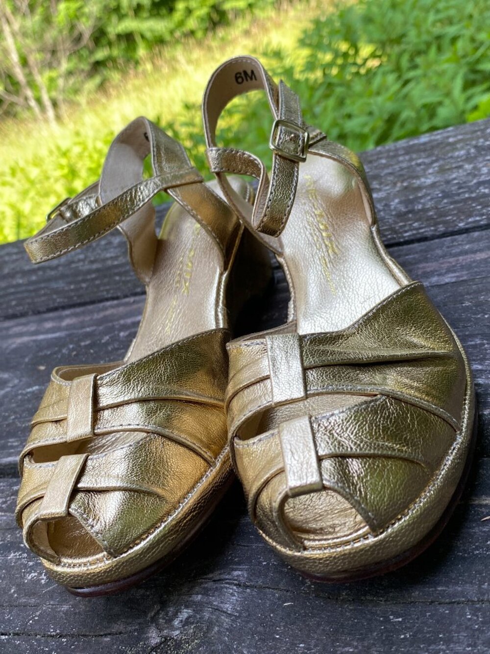 NEW Gold REMIX Vintage Brand Pleated Toe Wedge Leather Sandals - Size 6 - Picture 3 of 9